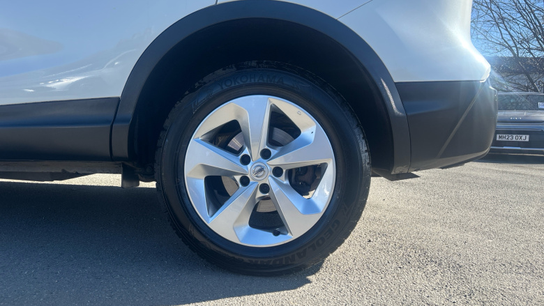 Nissan Qashqai 1.5 dCi 115 Acenta Premium 5dr Diesel Hatchback